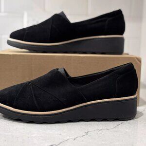 NEW: Clarks Womens Suede Slip-Ons Loafer (Sharon Form) Black - Size 10W